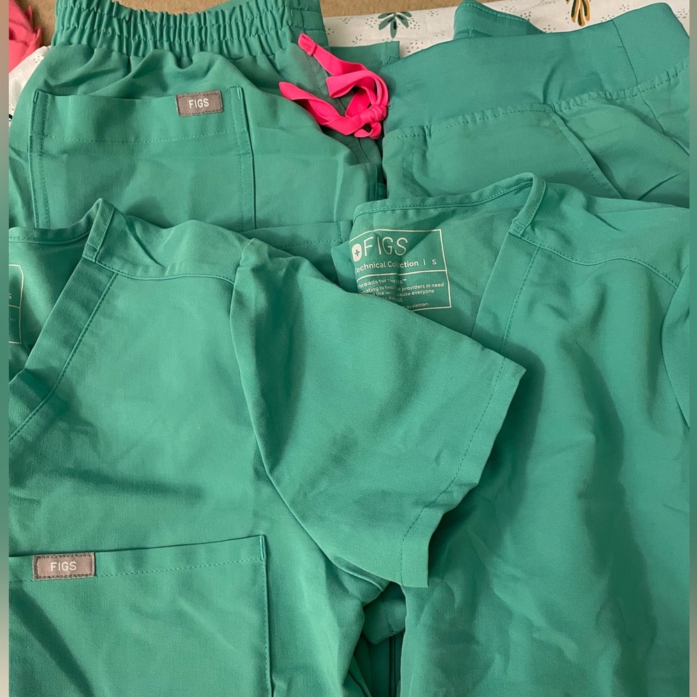 Figs Surgical Green Limited Edition